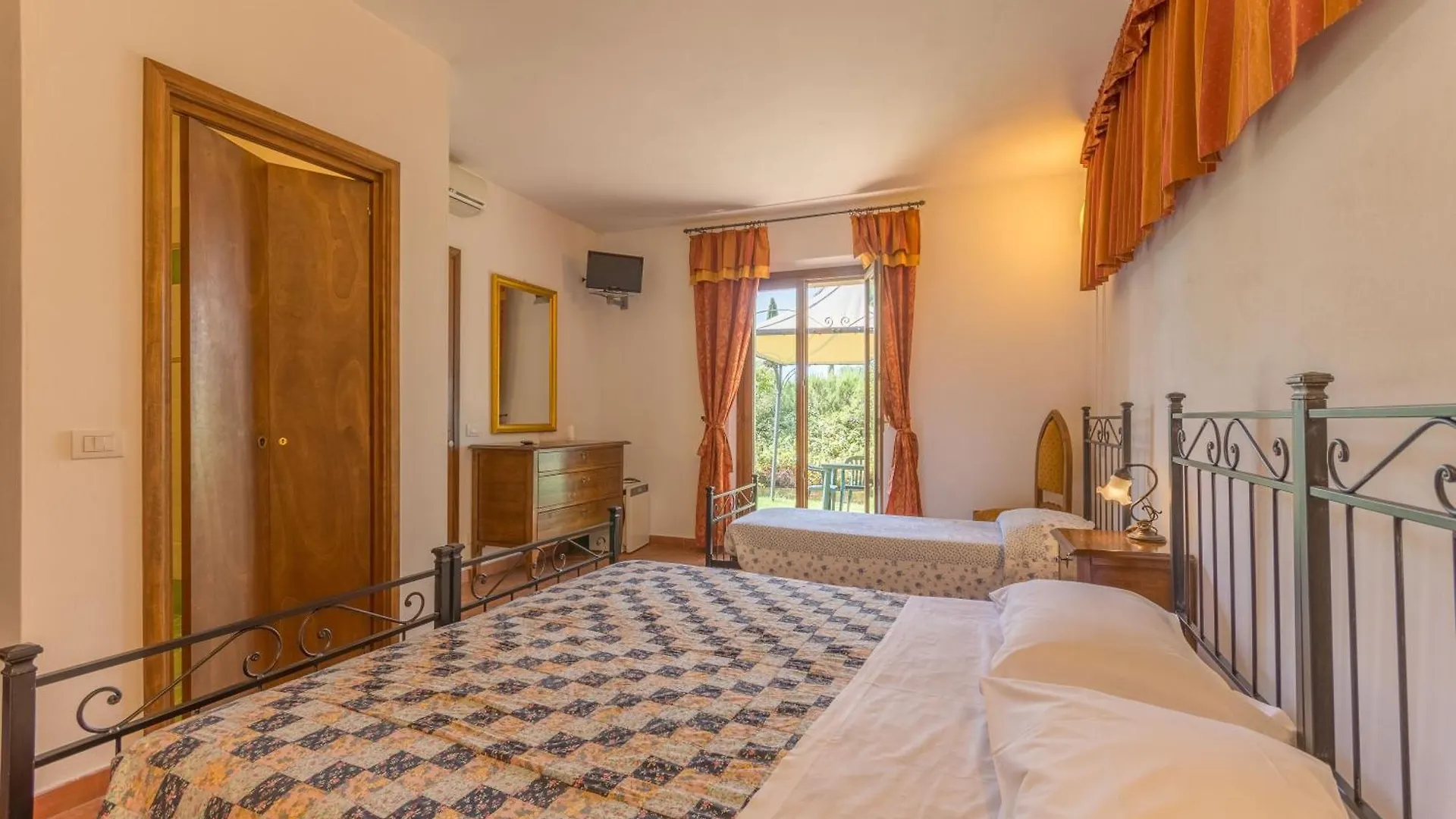 Il Canto Del Sole Monteroni d'Arbia Bed & Breakfast