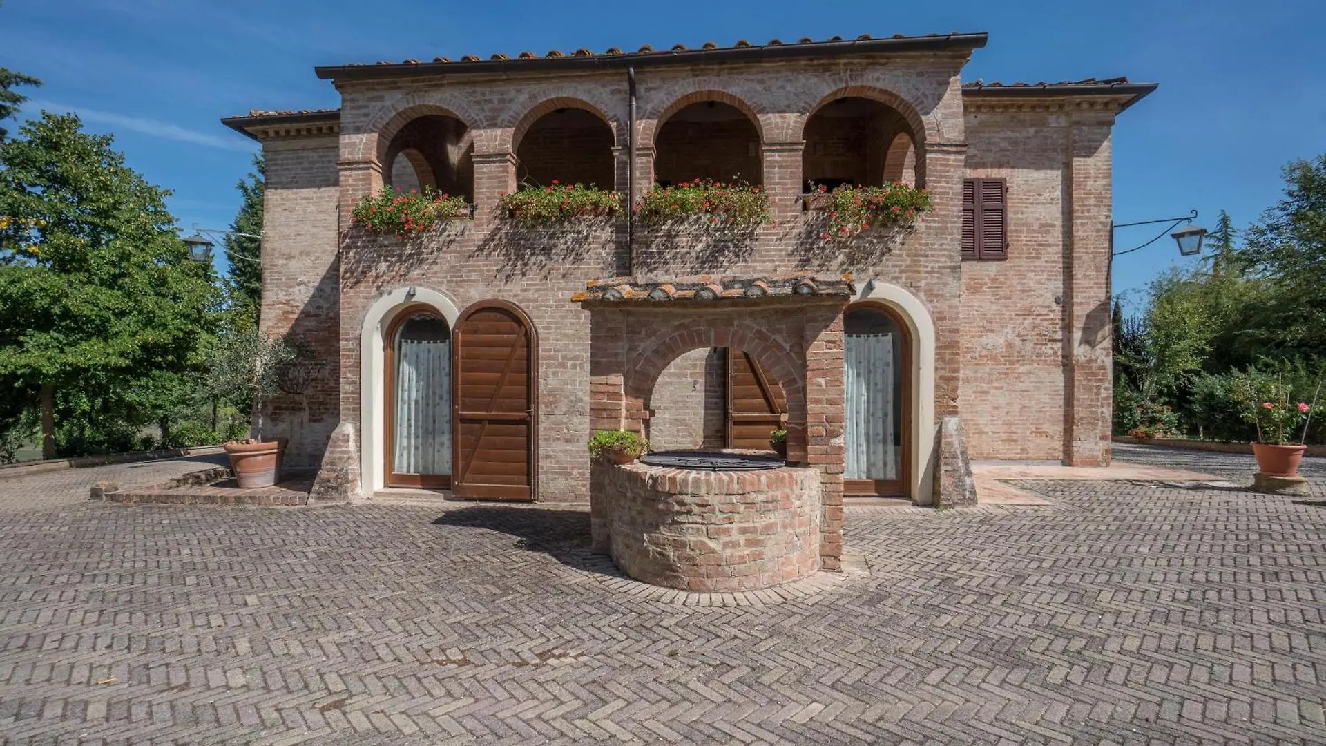 Il Canto Del Sole Monteroni d'Arbia