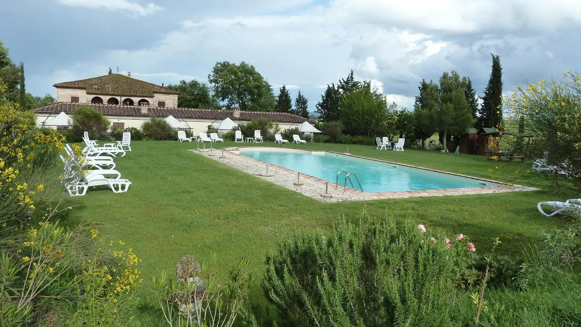 Il Canto Del Sole Monteroni d'Arbia Italy