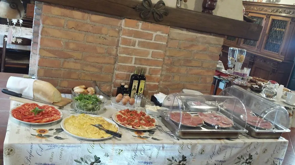 Il Canto Del Sole Monteroni dʼArbia Couette-café